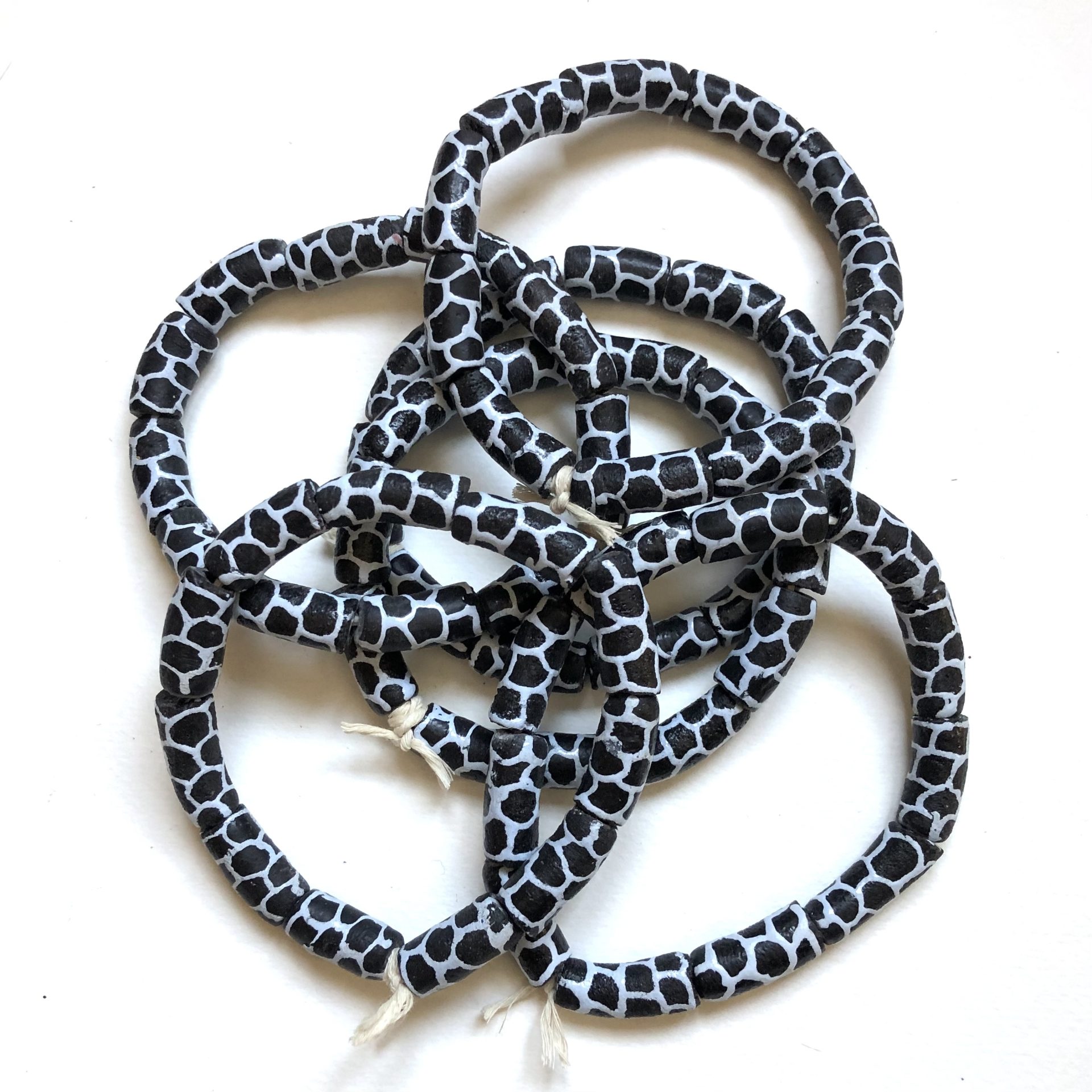 B+W Recycled Glass Beads